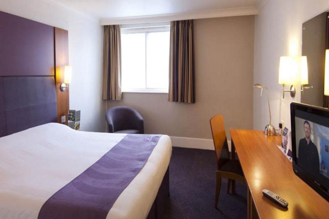 Premier Inn Nottingham Arena Zewnętrze zdjęcie